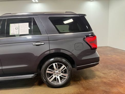 Used 2024 Ford Expedition Limited AWD/4WD image 36