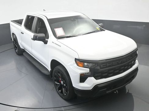 Used 2023 Chevrolet Silverado 1500 W/T image 50