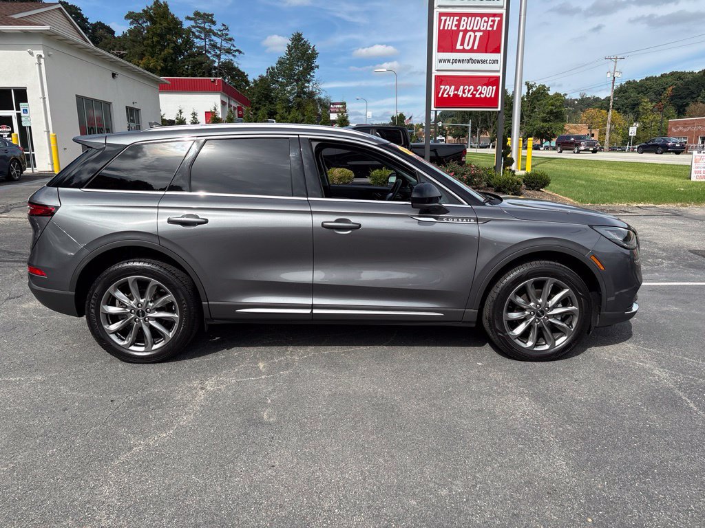 Used 2021 Lincoln Corsair AWD w/ Premium Package image 6