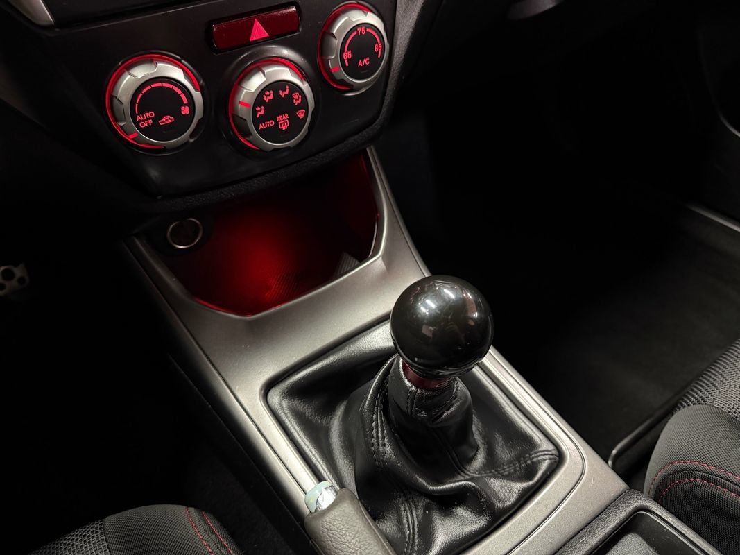 Used 2011 Subaru Impreza WRX Sedan AWD/4WD image 9