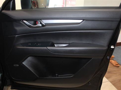 Used 2018 MAZDA CX-5 Touring w/ Preferred Equipment Package AWD/4WD image 31