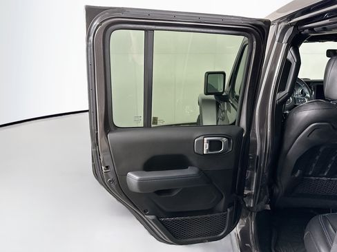 Used 2021 Jeep Wrangler Unlimited Rubicon 4xe AWD/4WD image 26