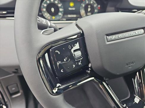 New 2026 Land Rover Range Rover Evoque S image 18