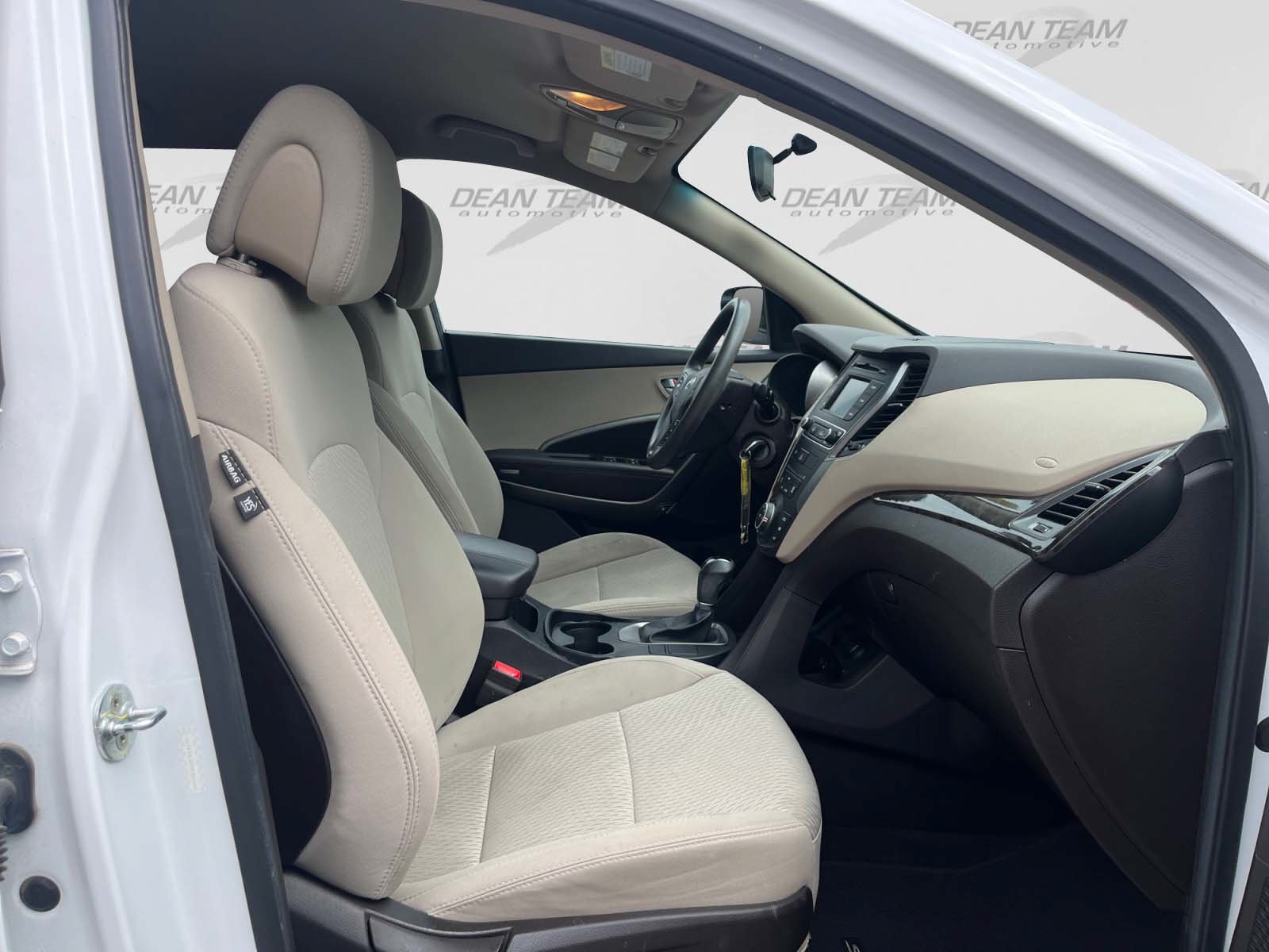 Used 2017 Hyundai Santa Fe Sport FWD image 17