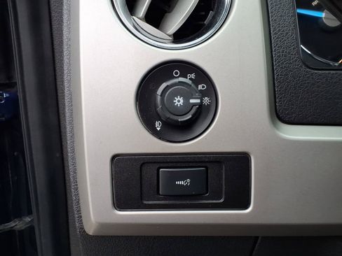 Used 2011 Ford F150 Lariat w/ Lariat Chrome Pkg AWD/4WD image 16