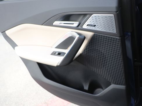 Certified 2025 BMW X1 xDrive28i w/ Convenience Package image 33