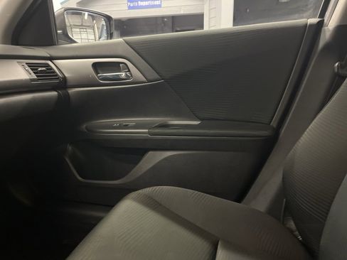Used 2015 Honda Accord LX image 14