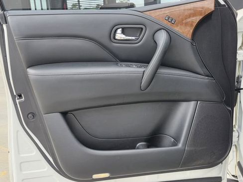 Used 2019 INFINITI QX80 Luxe w/ Cargo Package image 16