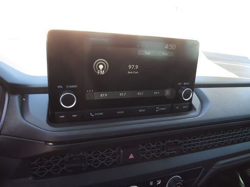 Certified 2023 Honda Accord LX image 17