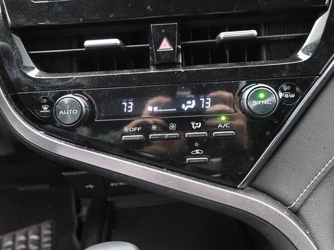 Used 2023 Toyota Camry SE image 27