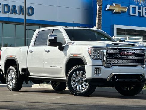 Used 2022 GMC Sierra 2500 Denali w/ Denali Ultimate Package image 2