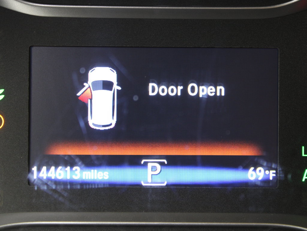 Used 2018 Honda Pilot Touring image 17