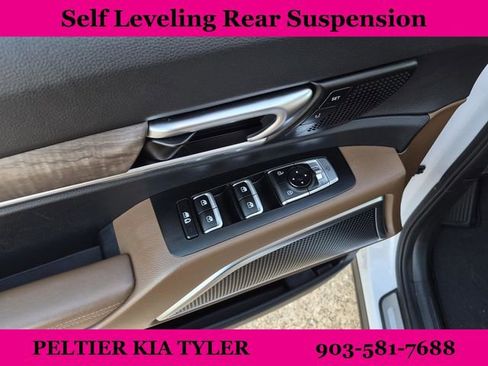 Used 2021 Kia Telluride SX w/ SX Prestige Package image 28