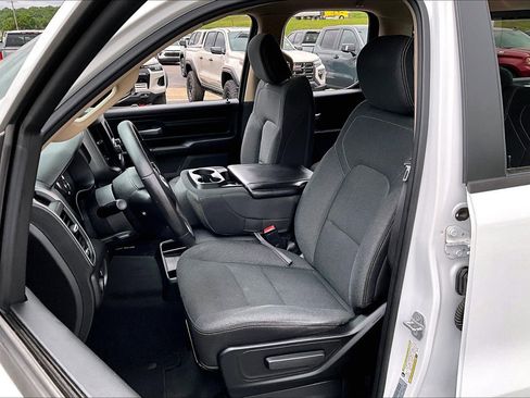 Used 2019 RAM 1500 Tradesman AWD/4WD image 26