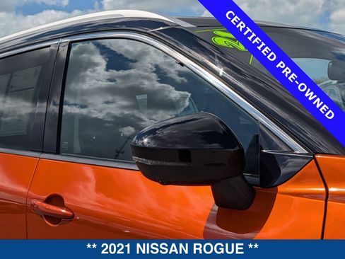 Used 2021 Nissan Rogue Platinum image 10