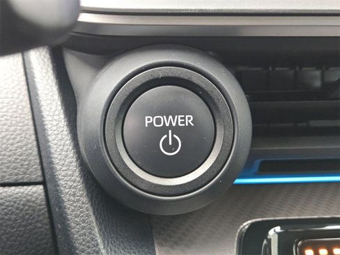 Used 2023 Toyota Prius XLE image 24