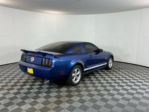 Used 2007 Ford Mustang Premium RWD image 5
