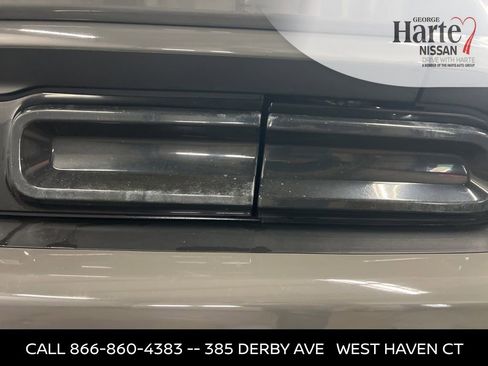 Used 2017 Dodge Challenger SXT Plus image 15