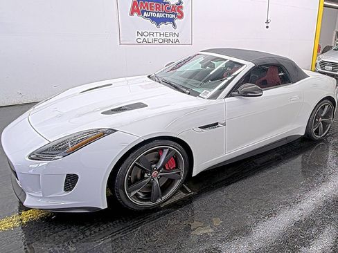 Used 2016 Jaguar F-TYPE R image 2