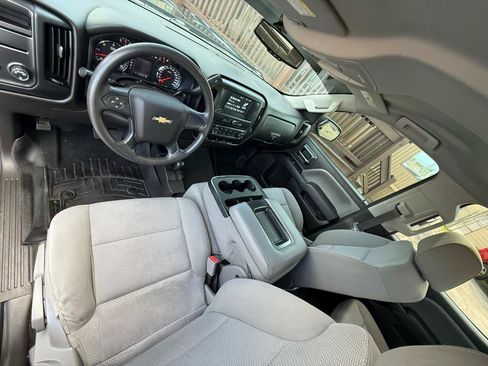 Used 2018 Chevrolet Silverado 1500 Custom w/ Custom Value Package AWD/4WD image 16