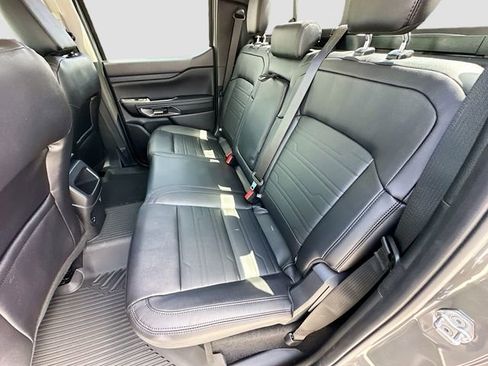 Used 2025 Ford Ranger Lariat w/ Black Appearance Package AWD/4WD image 23