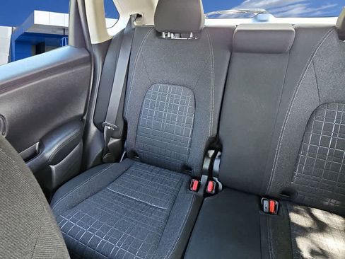 Certified 2024 Honda HR-V LX image 4