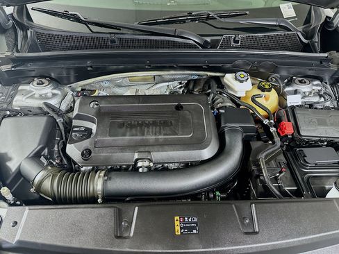 Used 2023 Buick Envision Essence w/ Sport Touring Package FWD image 33