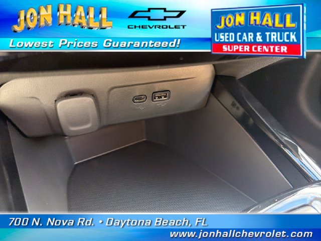 Used 2026 Chevrolet Trax LT w/ Midnight Edition FWD image 25