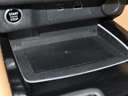 Used 2021 Nissan Rogue Platinum FWD image 17