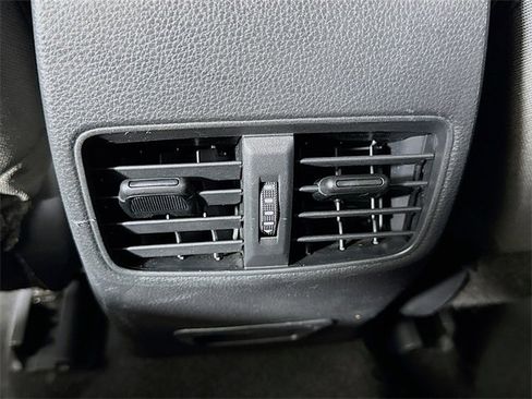 Used 2024 Toyota Corolla Cross LE image 26