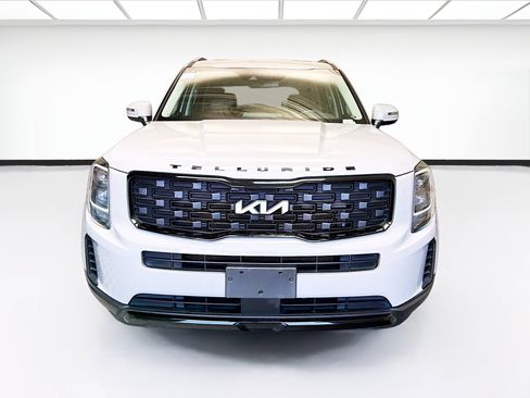 Used 2022 Kia Telluride EX w/ EX Premium Package AWD/4WD image 2