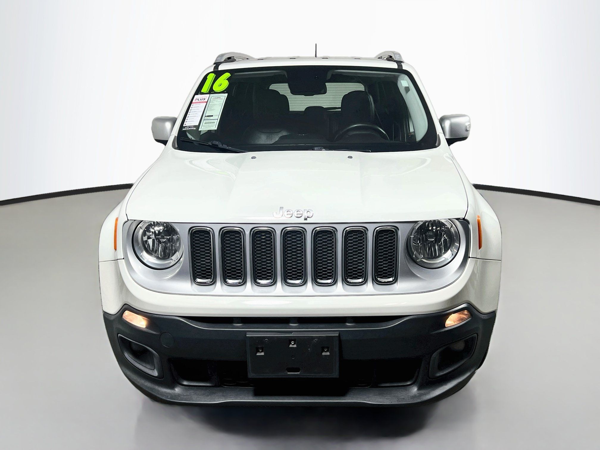 Used 2016 Jeep Renegade Limited FWD image 11