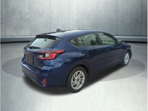 Certified 2025 Subaru Impreza 2.0i image 6