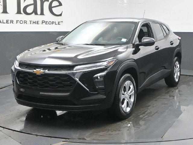 New 2026 Chevrolet Trax LS FWD image 7