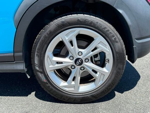 Used 2022 Hyundai Kona SEL w/ Cargo Package AWD/4WD image 9