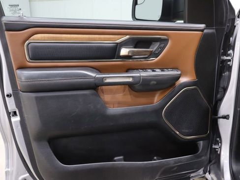 Used 2022 RAM 1500 Limited w/ Body Color Bumper Group image 14