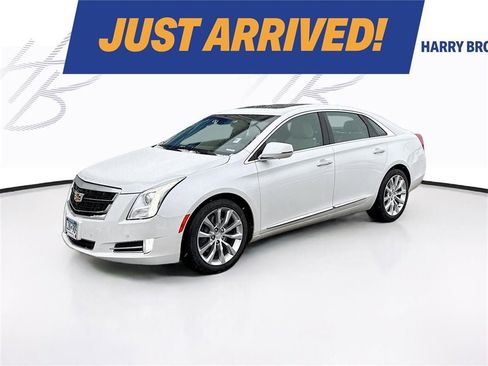 Used 2017 Cadillac XTS Luxury w/ Driver Awareness Package image 1