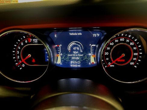 Used 2018 Jeep Wrangler Unlimited Rubicon AWD/4WD image 33