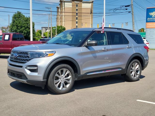 Used 2021 Ford Explorer XLT w/ Equipment Group 202A AWD/4WD image 1