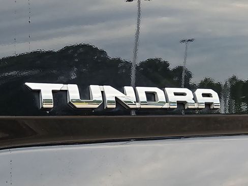 Used 2022 Toyota Tundra SR5 AWD/4WD image 36