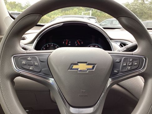 Used 2021 Chevrolet Malibu LT image 10