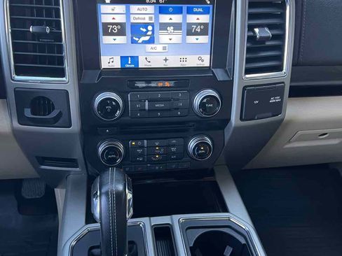 Used 2017 Ford F150 Lariat w/ Equipment Group 502A Luxury image 11