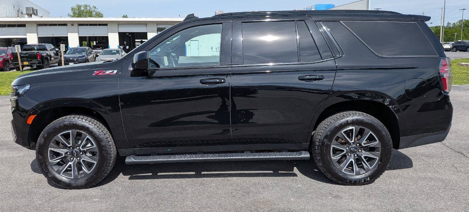 Used 2023 Chevrolet Tahoe Z71 AWD/4WD image 7