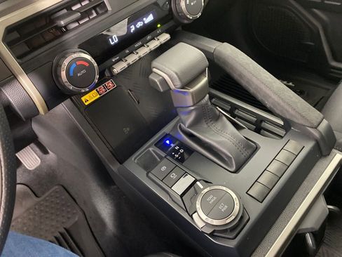 New 2024 Toyota Tacoma SR5 w/ SR5 Upgrade Package image 22