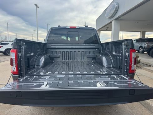 Used 2023 Ford F150 Lariat image 9