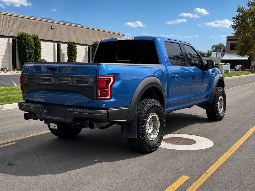 Used 2019 Ford F150 Raptor w/ Equipment Group 802A Luxury AWD/4WD image 6
