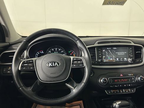 Used 2019 Kia Sorento SX w/ SX Touring Package image 14