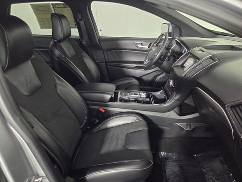 Used 2020 Ford Edge ST AWD/4WD image 31