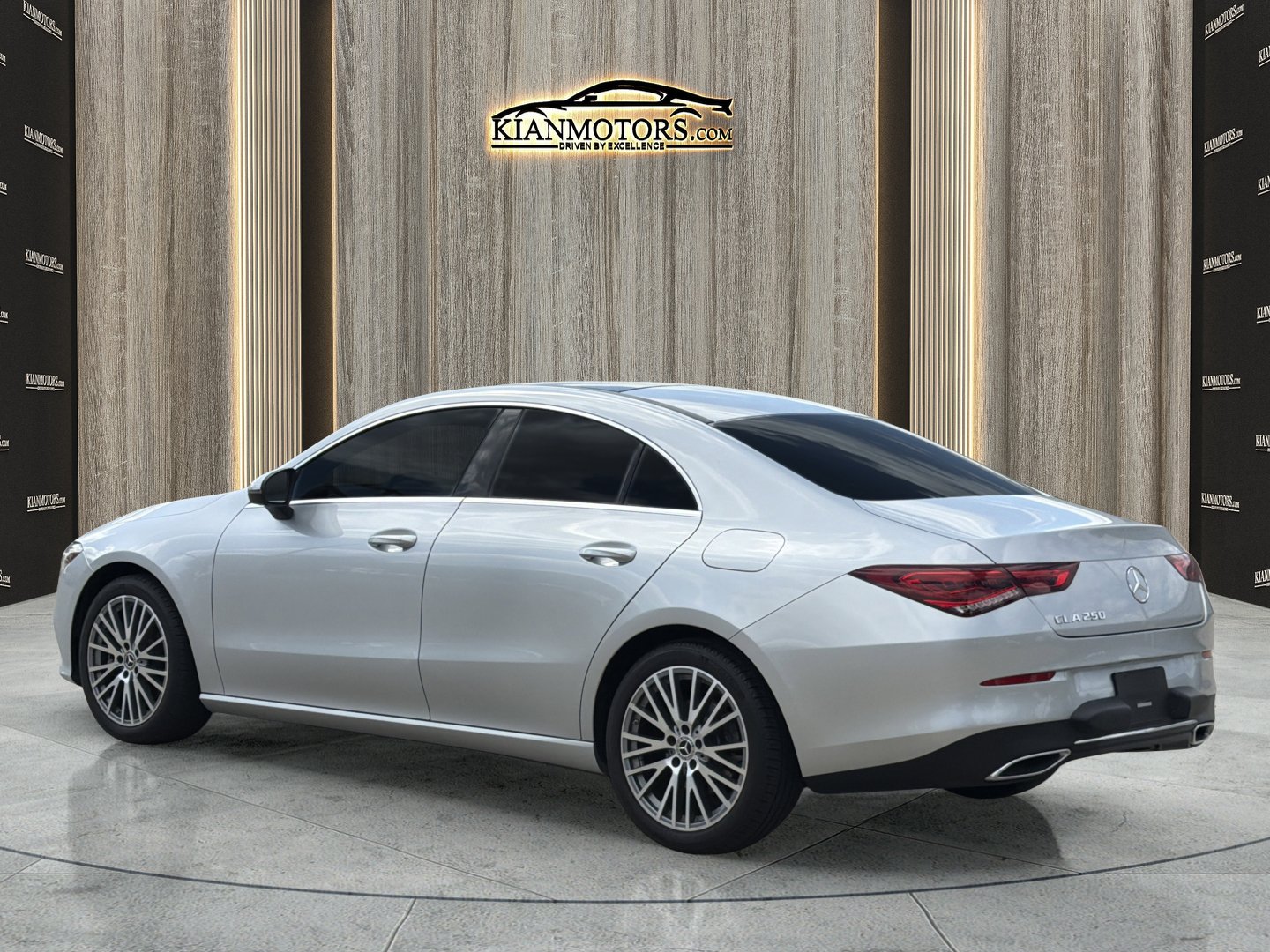 Used 2020 Mercedes-Benz CLA 250 image 5