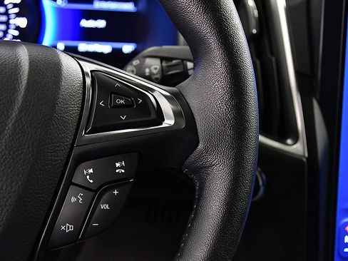 Used 2024 Ford Edge SEL w/ Convenience Package image 21